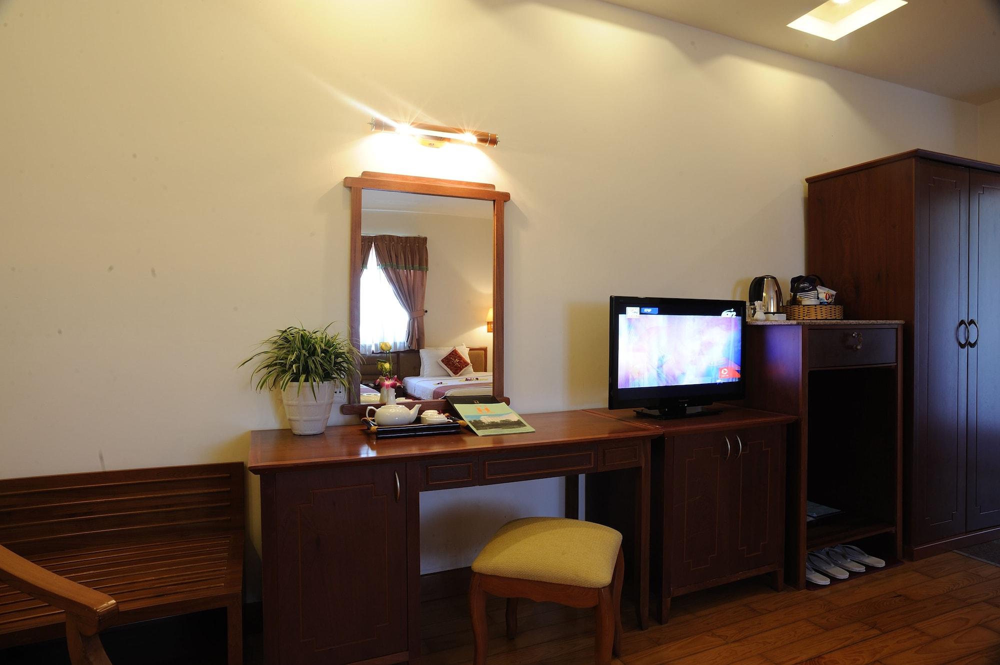 Hoang Yen 2 Hotel Thu Dau Mot Esterno foto